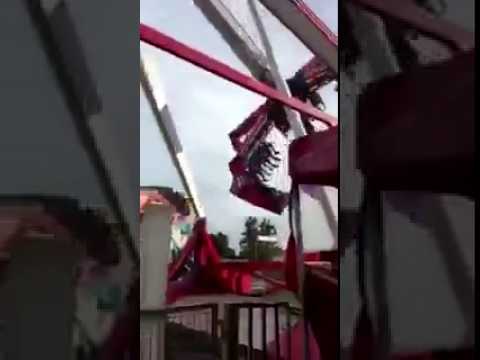 Falla en juego mecánico mata a uno y hiere a 7 en Ohio (VIDEO)