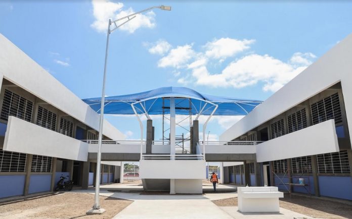 Casi listas la Secundaria Técnica Municipal y la Preparatoria (VIDEO)