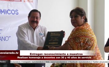 Entregan reconocimientos a maestros con 30 y 40 años de trayectoria en Nuevo Laredo (VIDEO)